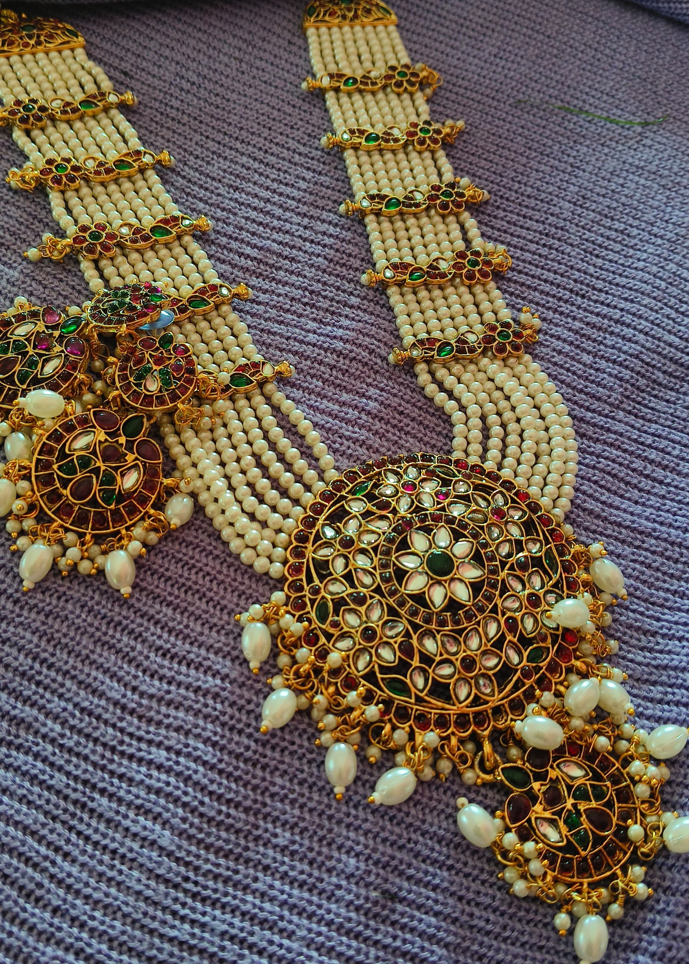 Kundan and Pearl Necklace & Earring